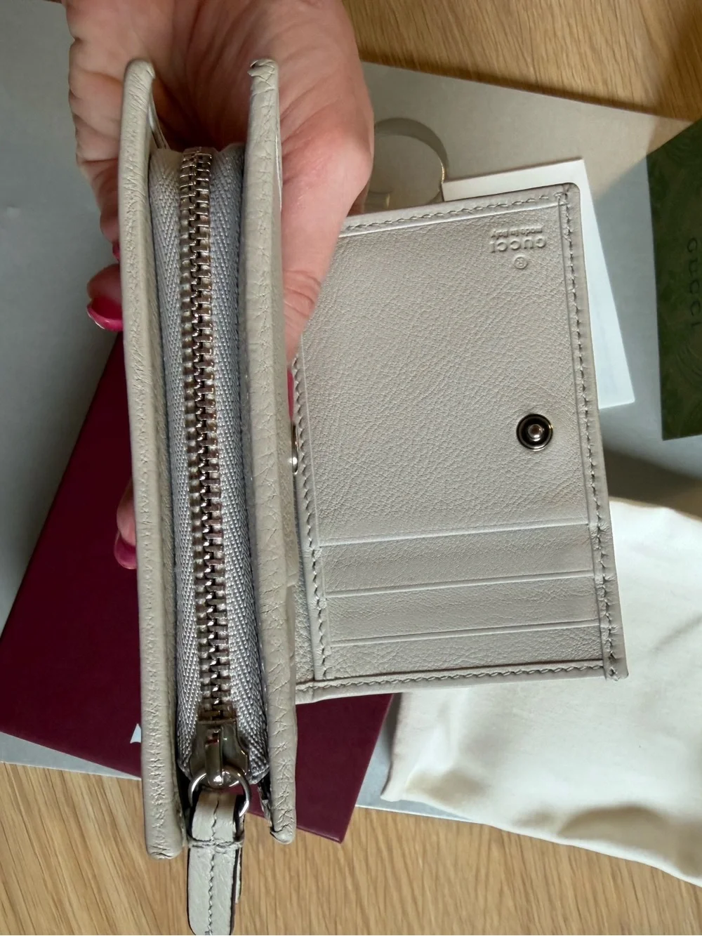 Bi-Color GUCCI GG Marmont Small Wallet - Picture 12 of 13